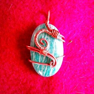 Wire wrap pendant